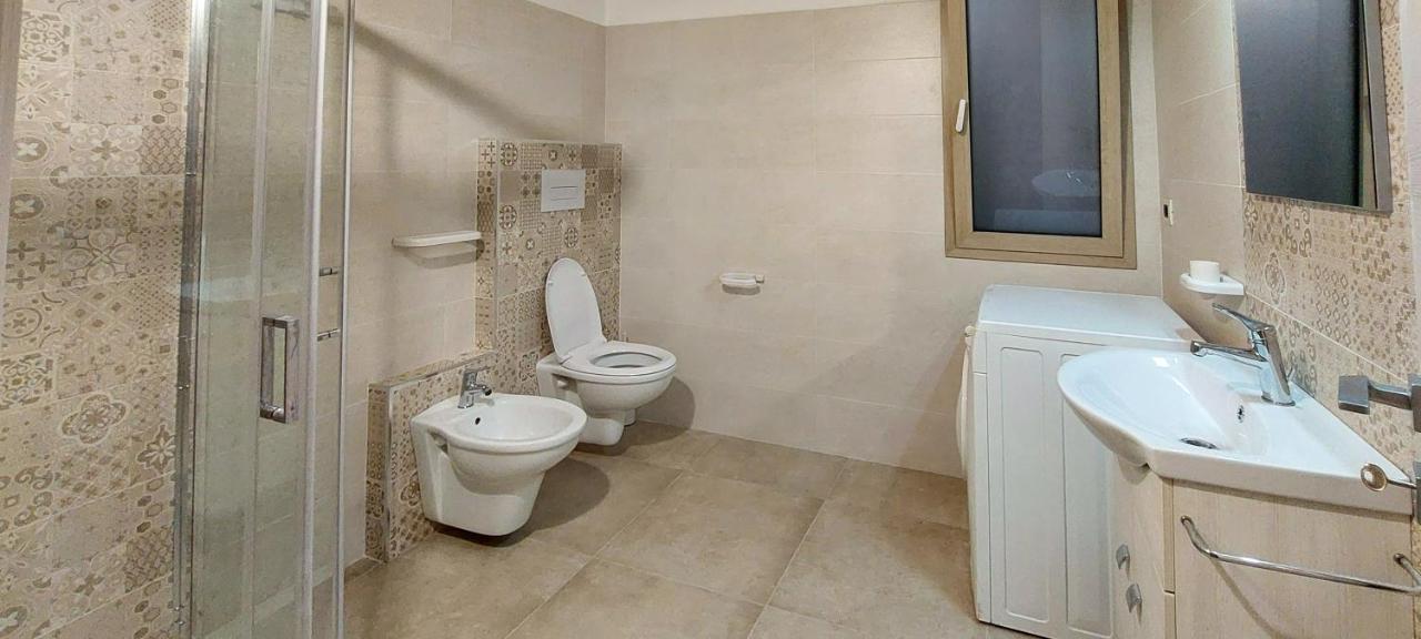 Appartamento bilocale 2 posti vicino al centro San Teodoro  Esterno foto