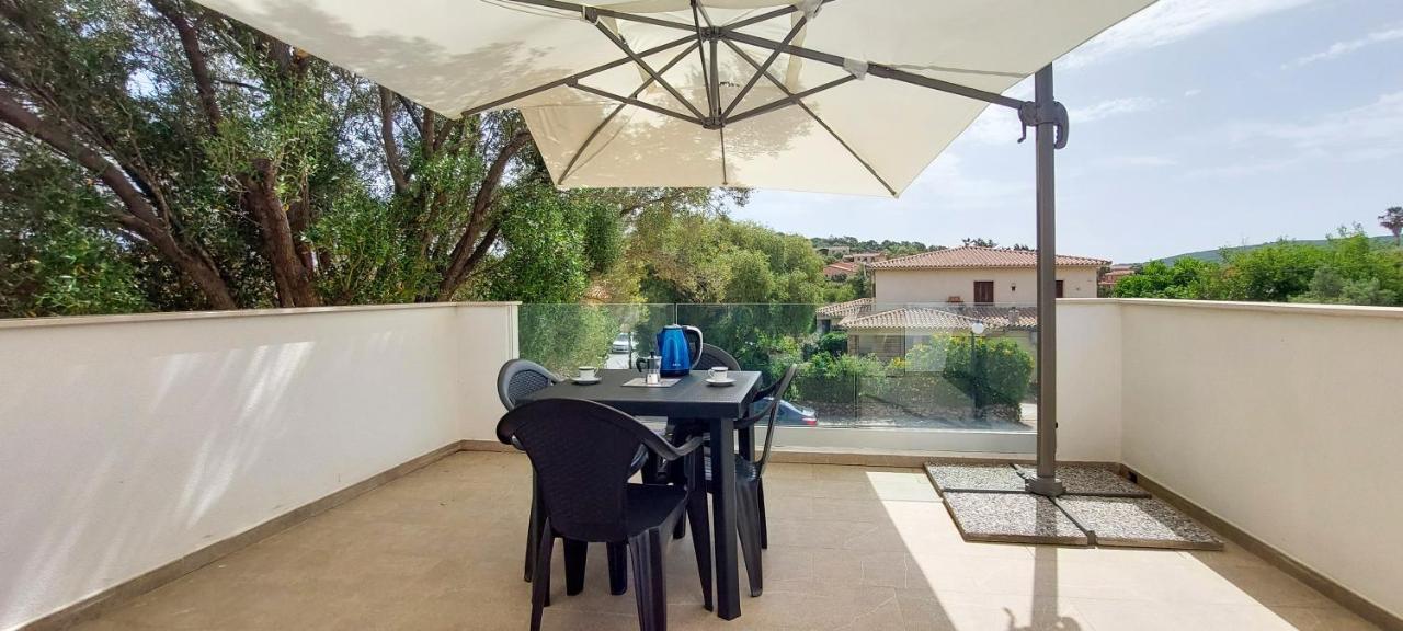 Appartamento bilocale 2 posti vicino al centro San Teodoro  Esterno foto